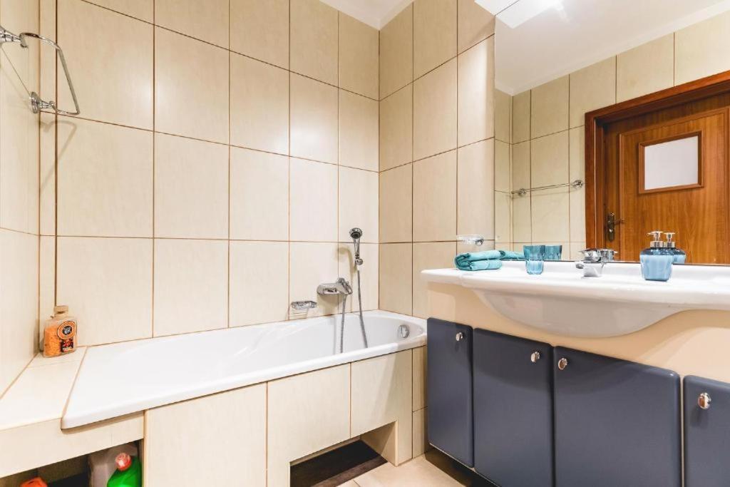 Apartament Niecala Queens Superior ลูบลิน ภายนอก รูปภาพ