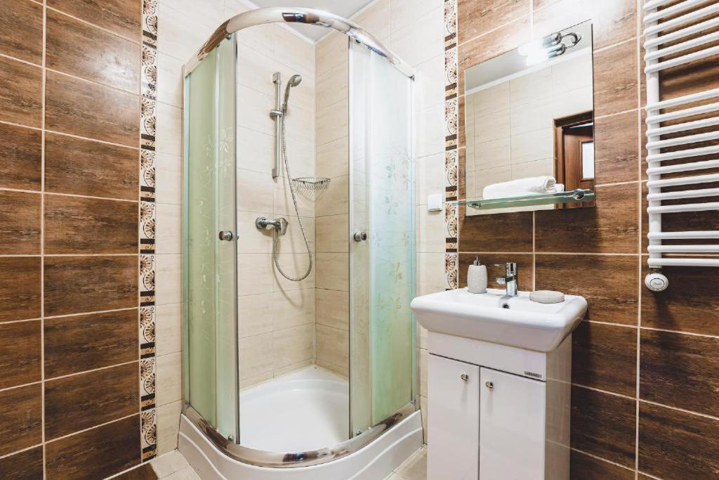 Apartament Niecala Queens Superior ลูบลิน ภายนอก รูปภาพ